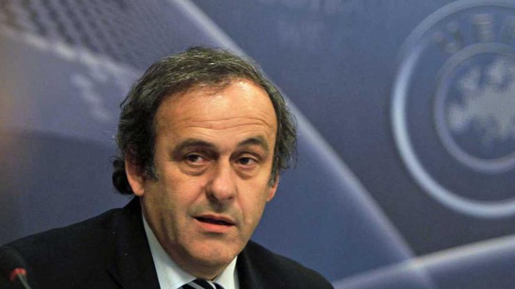 Платини подал в отставку с поста президента УЕФА 