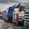 В Україні заборонили рух вантажівок у денний час