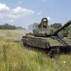 Под Мариуполем враг обстреливает военных из гаубиц и танков