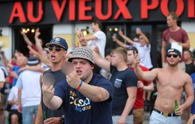 Во Франции подрались фанаты Фото: Daily Mail U.K 