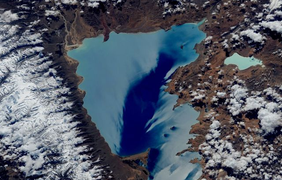 Гималайское озеро