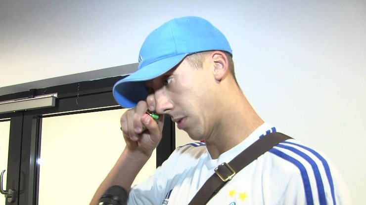 Защитник сборной Украины извинился перед болельщиками