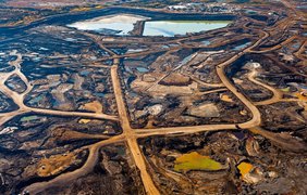 Разработки нефтеносных песков в Канаде. Последствия видны даже из космоса