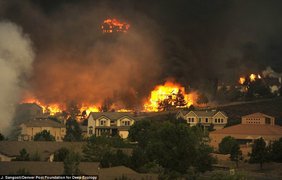 Штат Колорадо накрывает огненным штормом. Подобные катаклизмы возникают из-за изменений климата на планете 