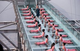 Китайцы готовятся ко Дню йоги 