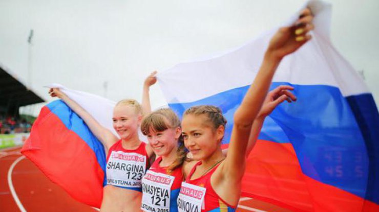 Олимпийский комитет решил не отстранять всю сборную России