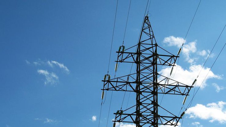 Украина начала получать электричество из России