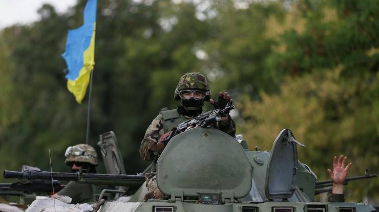 Возле Троицкого украинские военные трижды оказались под обстрелами