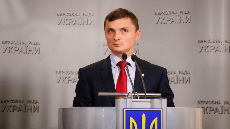 Михаил Головко: Мы сделали большую ошибку, парламент отдал полномочия президенту