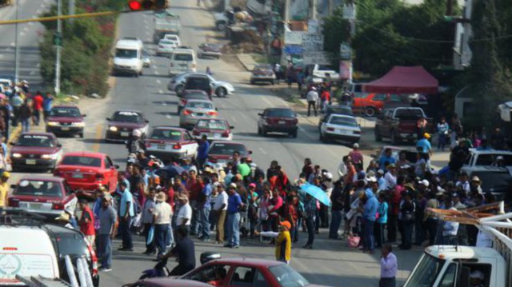 В Колумбии протестуют десятки тысяч крестьян