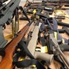 В Украине полиция призывает добровольно сдать оружие