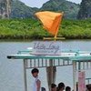 Во Вьетнаме перевернулась лодка с туристами