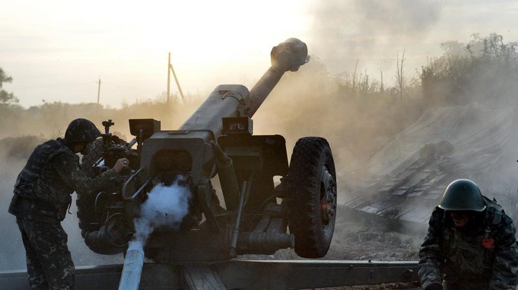 На Донбассе боевики накрыли огнем украинские позиции 