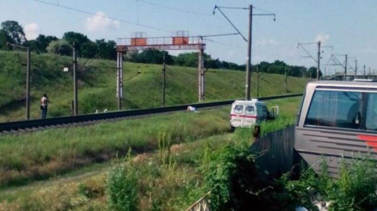 В Одессе под колесами поезда погиб мужчина