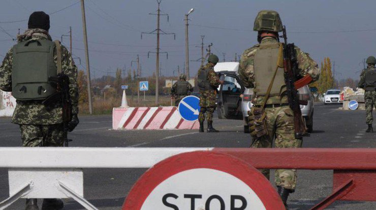 КПВВ "Зайцево" обстреляли террористы из снайперской винтовки