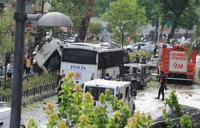 В Турции на автобусной остановке прогремел взрыв