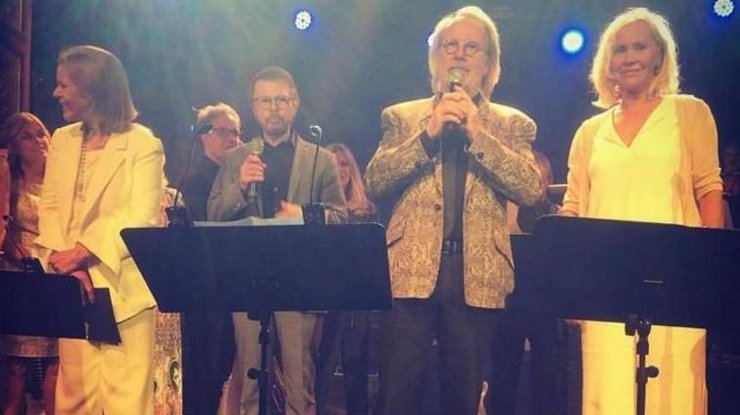 Группа "ABBA" за 50 лет снова воссоединилась