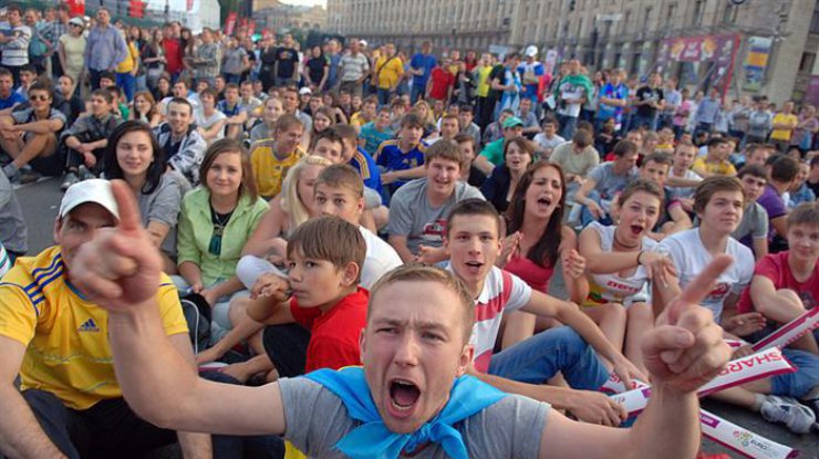Евро 2016: в Киеве откроют 5 фан-зон