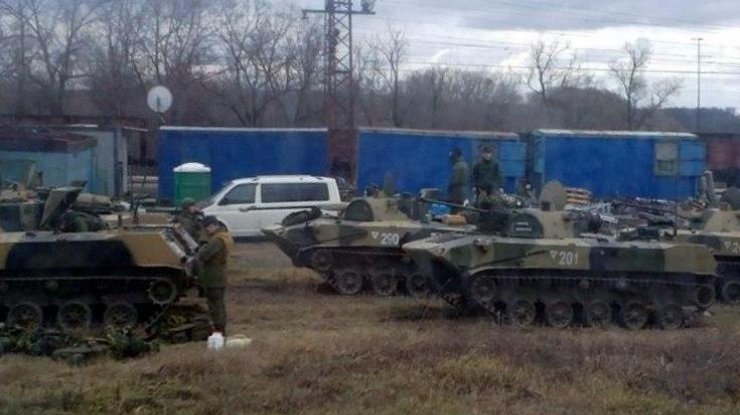 В Донецк прибыла мощная группировка российских офицеров
