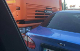 В Киеве авария парализовала проспект Ватутина 