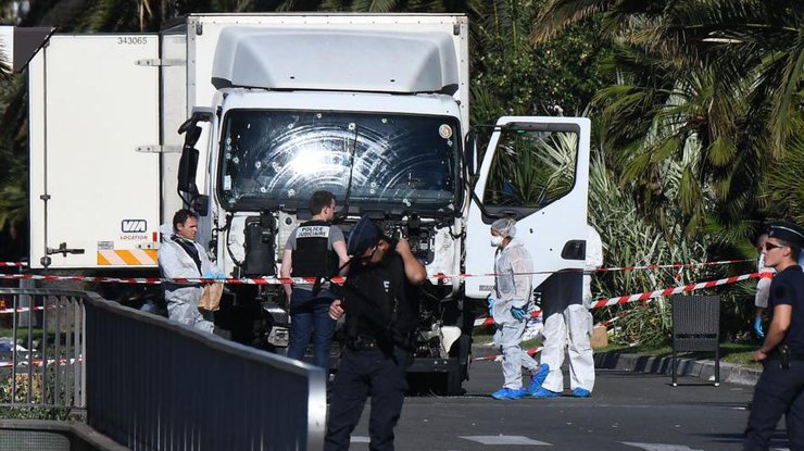 ИГИЛ взяло на себя ответственность за теракт в Ницце
