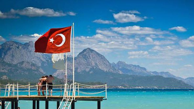 На пляжах Турции обстановка спокойная 