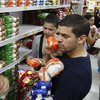Кризис вынудил жителей Венесуэлы искать еду в соседних государствах