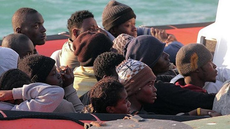В Средиземном море нашли лодку с погибшими мигрантами