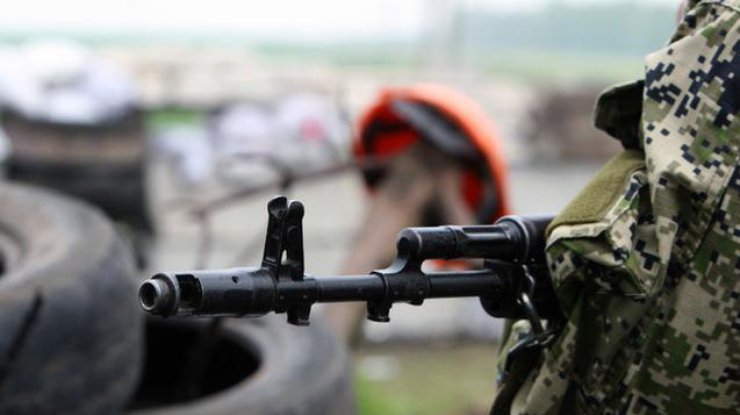 На Донбассе боевики меняют шевроны 