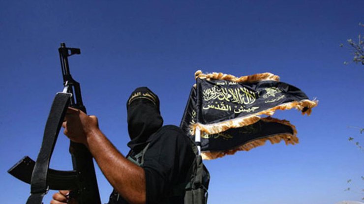 Боевики ИГИЛ опубликовали видео с террористом, напавшим на церковь во Франции