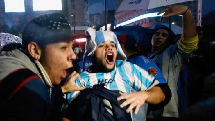 Аргентина уговаривает Месси остаться в сборной. Фото: reuters.com