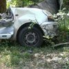Жуткая авария: Renault с пассажирами разорвало о дерево (фото) 