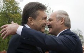 Лукашенко и поцелуи