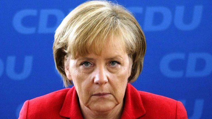 Меркель может отстранить от работы председателя Еврокомиссии