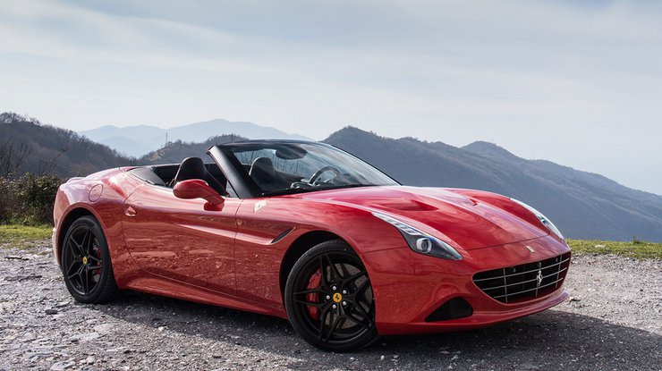 Ferrari отзывает бракованные модели Italia и California