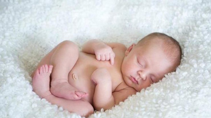 Ребенок родился всего через несколько минут после своего близнеца