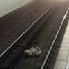 В киевском метро мужчина упал на рельсы (фото)