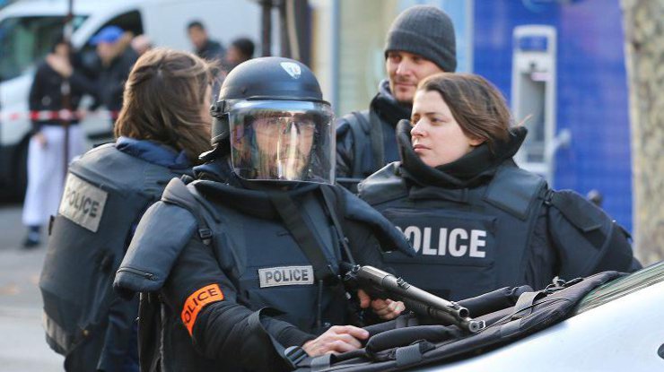 В Брюсселе проводят антитеррористическую операцию