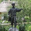 На родине Шевченко похитили бронзовый памятник поэту
