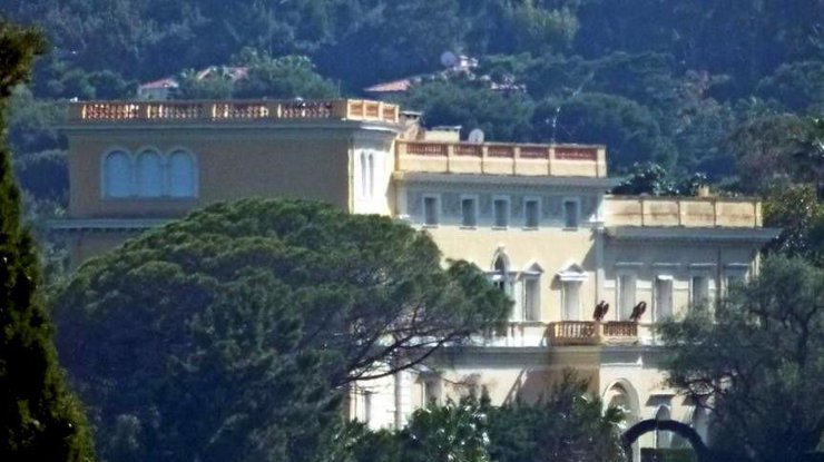 Вилла "Кедры" находится на полуострове между Ниццей и Монако