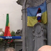 Символ Брюсселя одягнуть у костюм князя Київської Русі