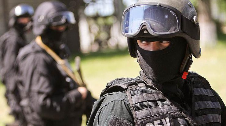 Заказчиками двух взрывных устройств были члены диверсионной группы ДНР