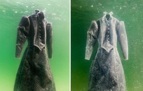 Платье пробыло 2 года в Мертвом море 