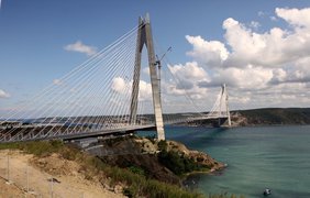 В Турции открылся самый широкий подвесной мост в мире