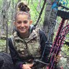 Отец научил 12-летнюю дочь убивать и потрошить животных (фото)