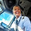 Конкурент Савченко: шведская летчица стала секс-символом сети (фото)