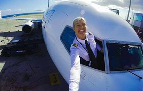 Мария Петерсон стала народным секс-символом авиации
