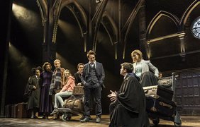 В Лондоне состоялась самая долгожданная премьера - спектакль по пьесе "Гарри Поттер и проклятое дитя"