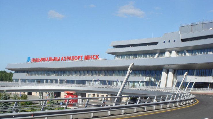 Бомбу в самолете Минск-Милан не нашли