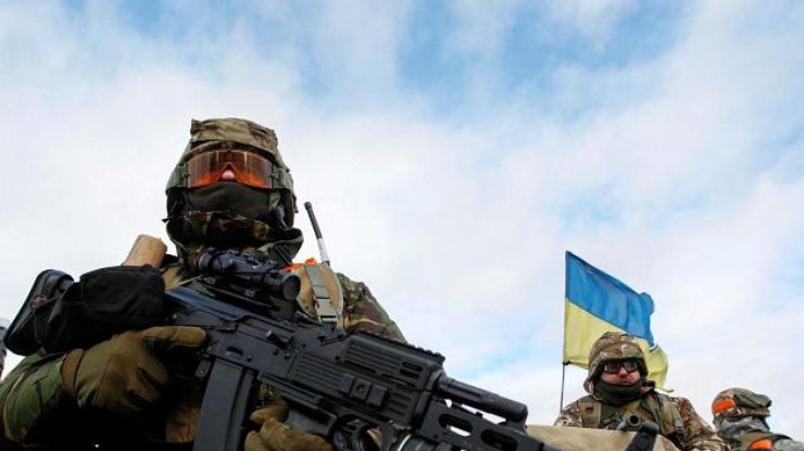 Украинские военные не отвечают на провокации террористов 
